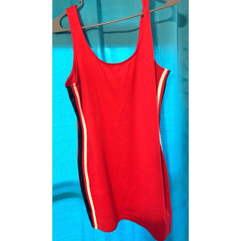 Short stripes down the sides dress